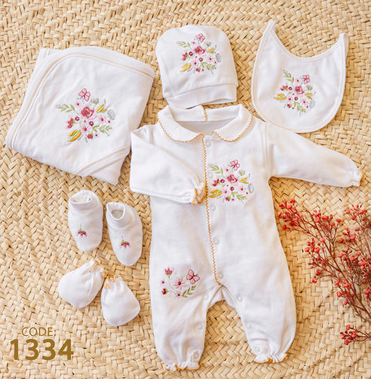 Wika 1334 Newborn cotton set ( Baby shower set ) ( Hospital kit) Multicolor Gold