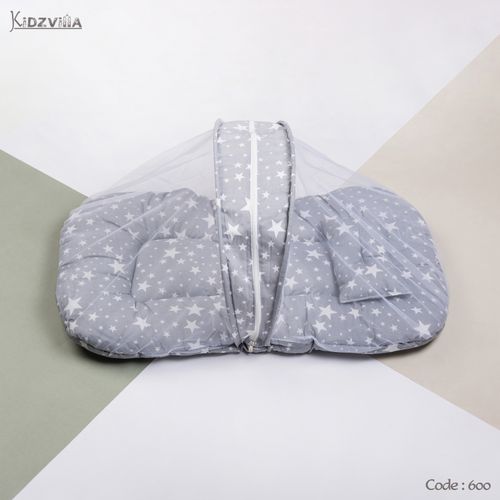 A Mattress And A Mosquito Net For The baby 100 X 50 Cm Grey Stars